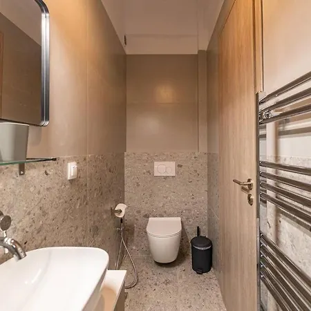 Bright And Cozy 2bdr Close To Acropolis * Athens